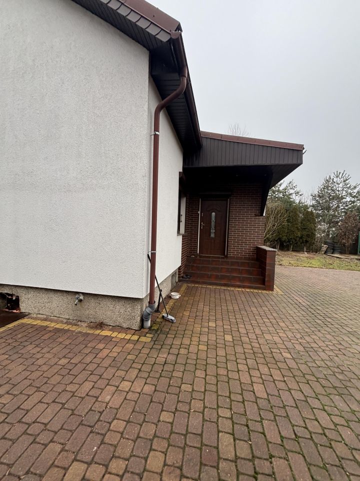 dom wolnostojący, 7 pokoi Borki Małe, ul. Oleska. Zdjęcie 5