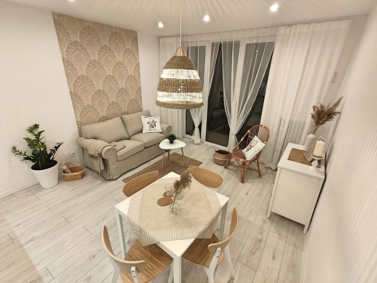 Mieszkanie 3-pokojowe Tarnów Śródmieście, ul. Hugona Kołłątaja