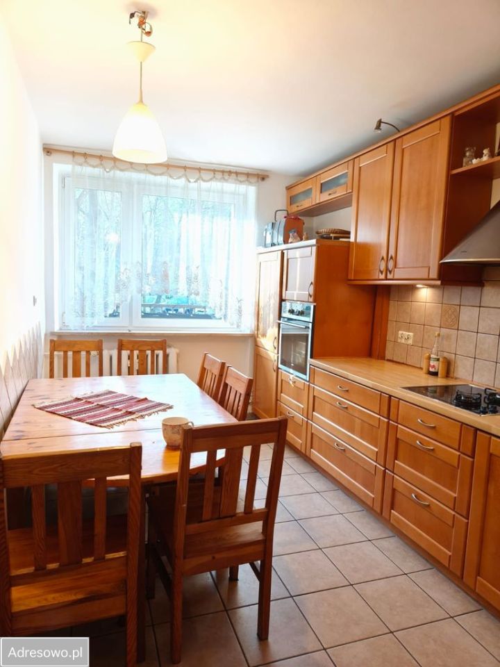 Mieszkanie 4-pokojowe Katowice Ligota, ul. ks. bp. Teodora Bromboszcza. Zdjęcie 2