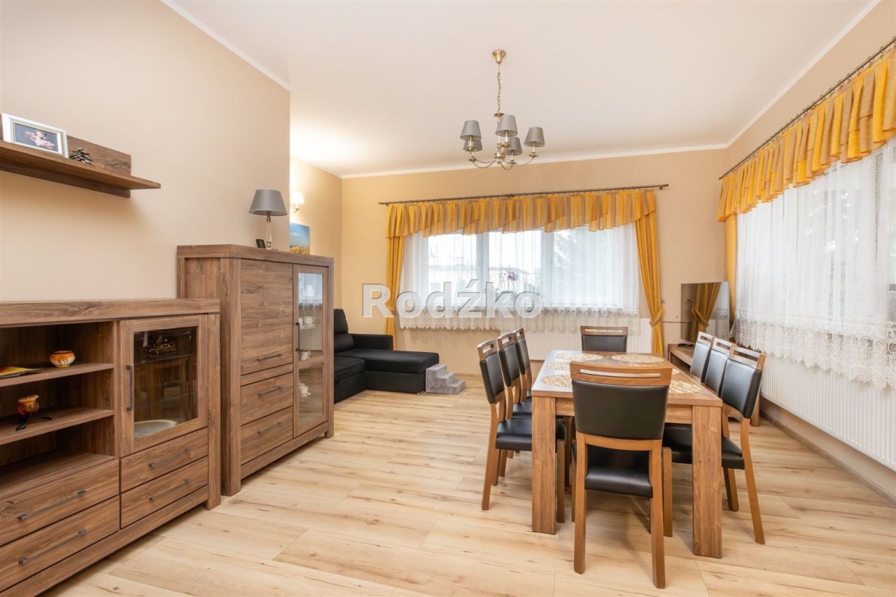 dom wolnostojący, 9 pokoi Bydgoszcz Czyżkówko, ul. Wiejska. Zdjęcie 2