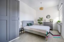 Mieszkanie 2-pokojowe Ożarów Mazowiecki, ul. Nadbrzeżna. Zdjęcie 4