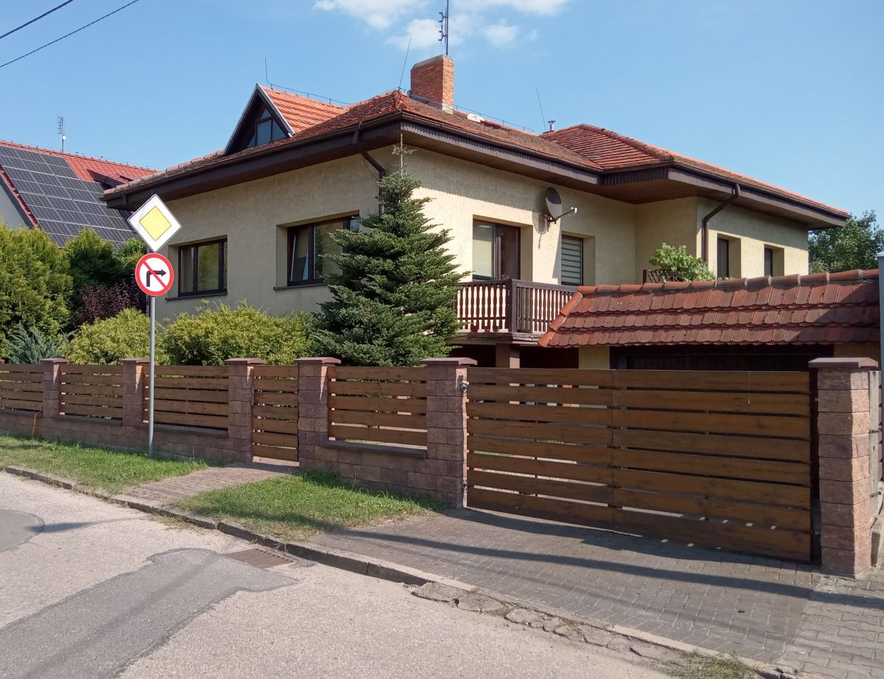 dom wolnostojący, 6 pokoi Jarocin