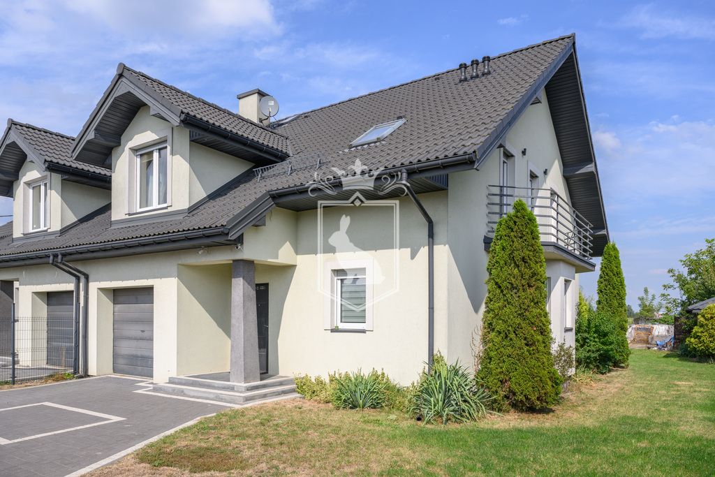 bliźniak, 5 pokoi Radzymin. Zdjęcie 2