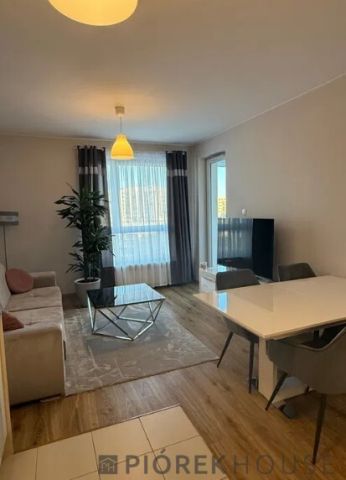 Mieszkanie 3-pokojowe Warszawa Praga-Południe, ul. Jana Nowaka-Jeziorańskiego. Zdjęcie 1