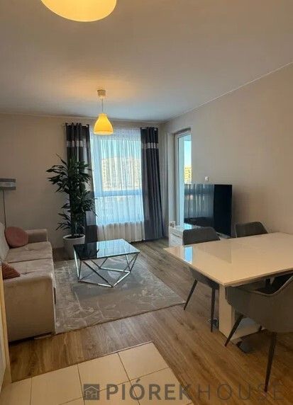 Mieszkanie 3-pokojowe Warszawa Praga-Południe, ul. Jana Nowaka-Jeziorańskiego. Zdjęcie 1