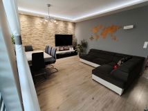 Mieszkanie 3-pokojowe Łask, ul. Bohaterów Września. Zdjęcie 1