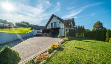 dom wolnostojący, 6 pokoi Jasienica Rosielna