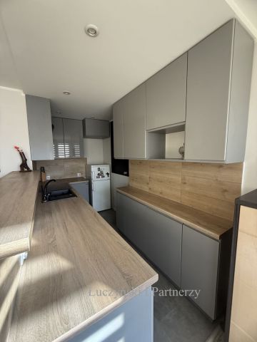 Mieszkanie 3-pokojowe Kamienna Góra. Zdjęcie 2