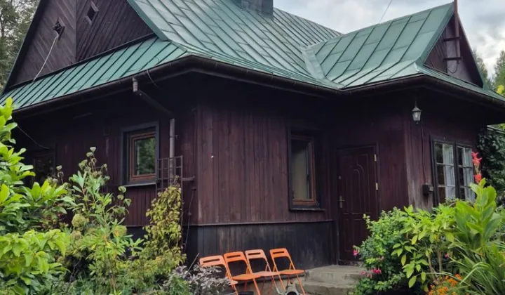 dom wolnostojący, 3 pokoje Poćwiardówka