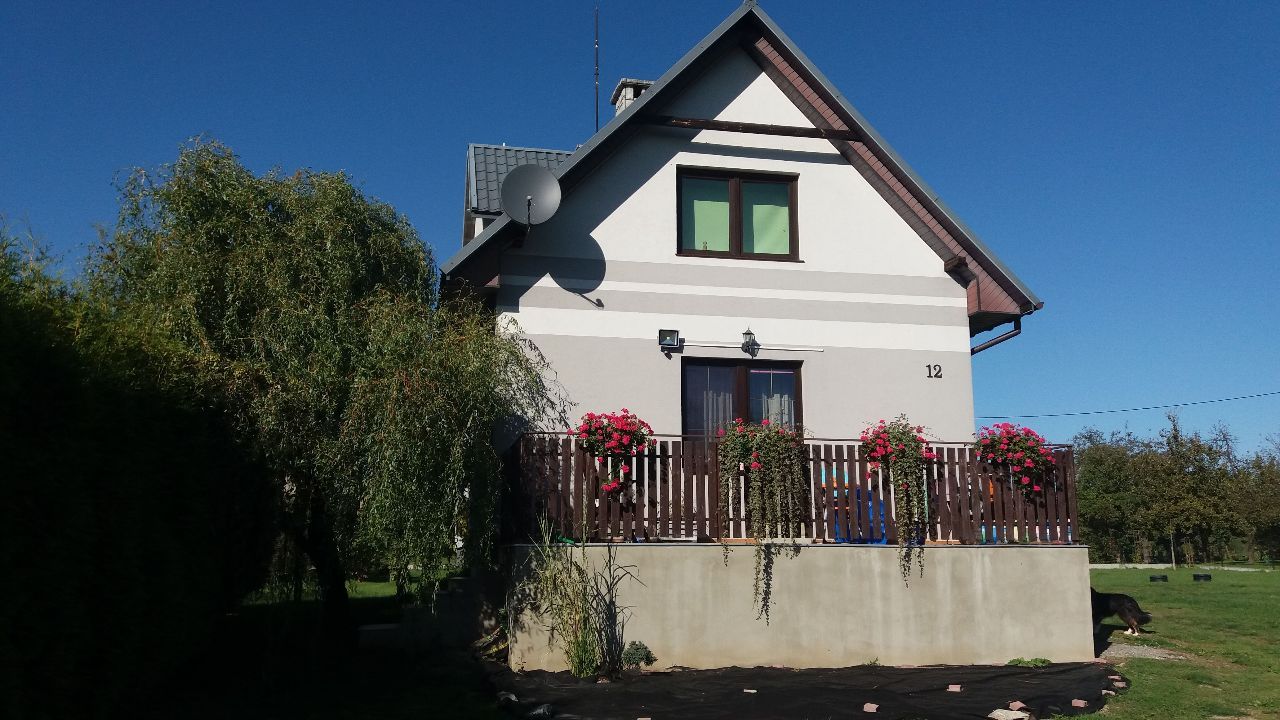 dom wolnostojący, 4 pokoje Zalesie Gorzyckie. Zdjęcie 1