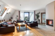 dom szeregowy, 6 pokoi Pyskowice, ul. Czereśniowa. Zdjęcie 1