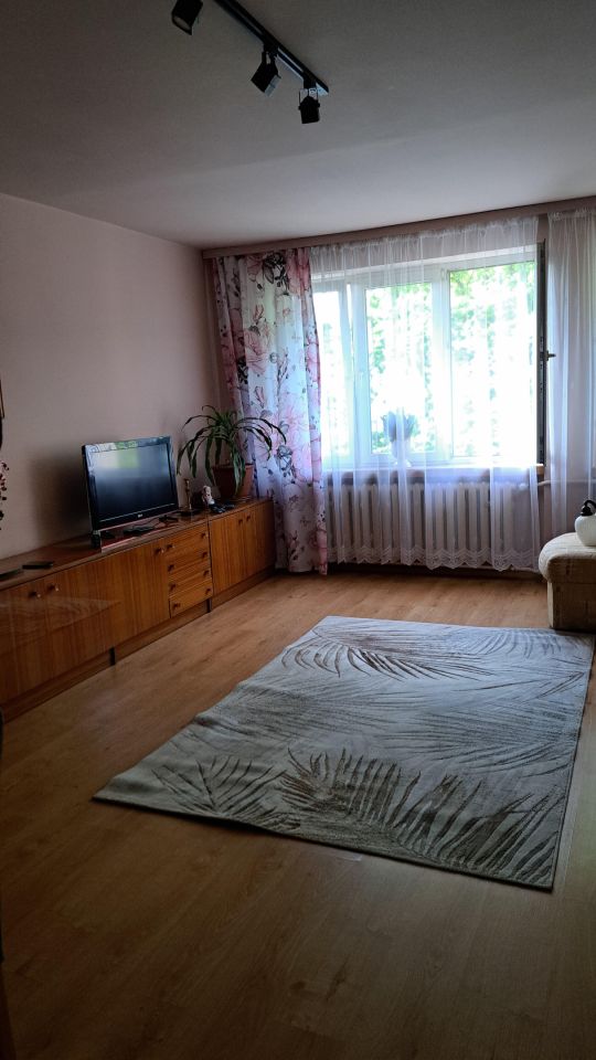 Mieszkanie 3-pokojowe Kraków Czyżyny, os. Kazimierzowskie. Zdjęcie 1