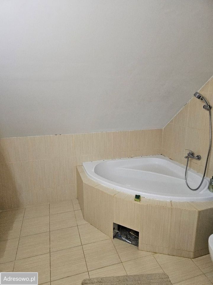 dom wolnostojący, 5 pokoi Borki. Zdjęcie 11