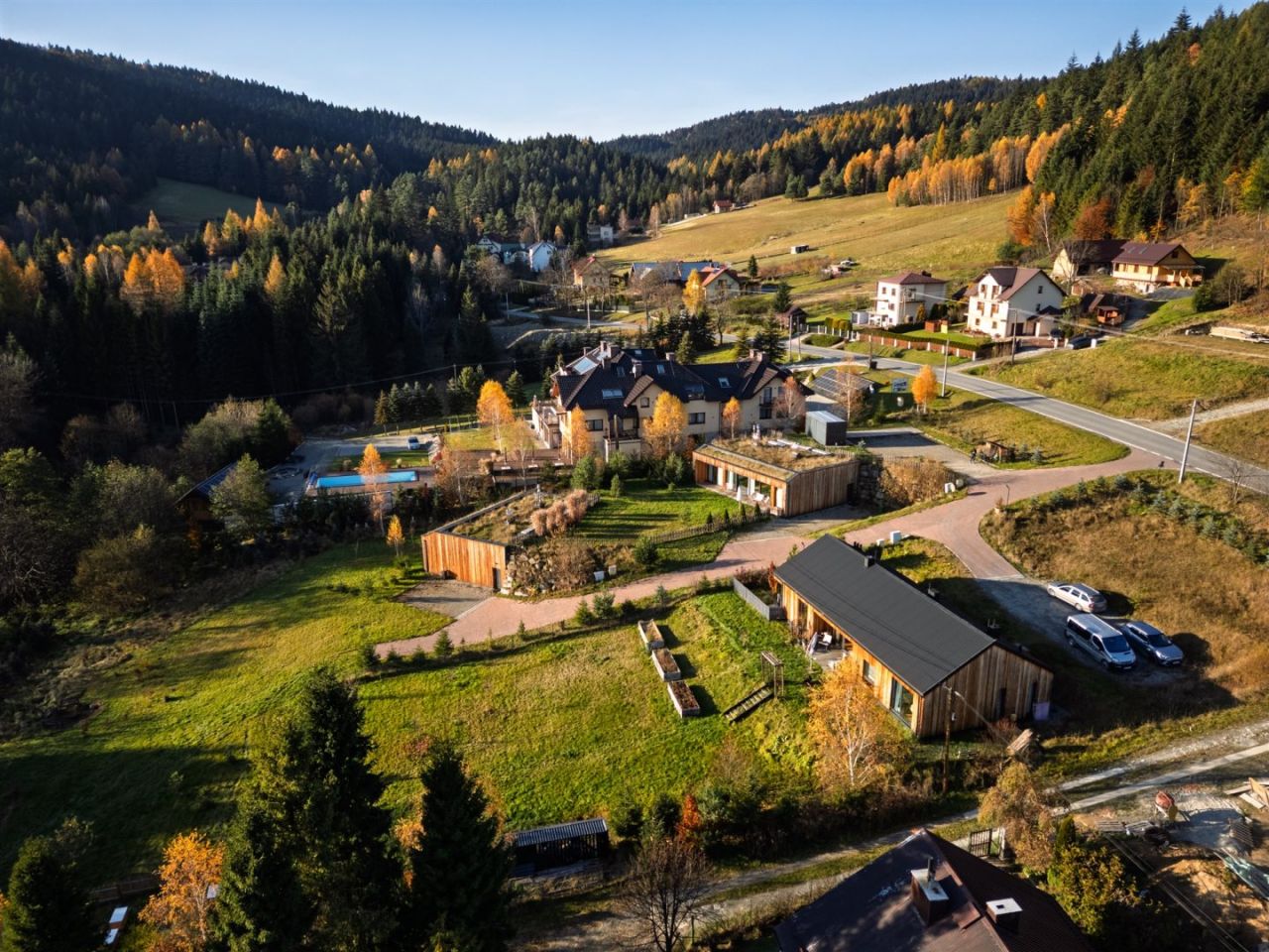 dom wolnostojący, 4 pokoje Tylicz, ul. Kazimierza Pułaskiego. Zdjęcie 3