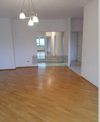 Mieszkanie 3-pokojowe Warszawa Praga-Południe, ul. Floriana Znanieckiego. Zdjęcie 1