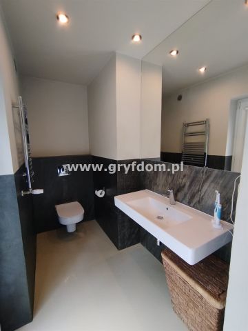 dom wolnostojący, 8 pokoi Pogorzelica. Zdjęcie 16