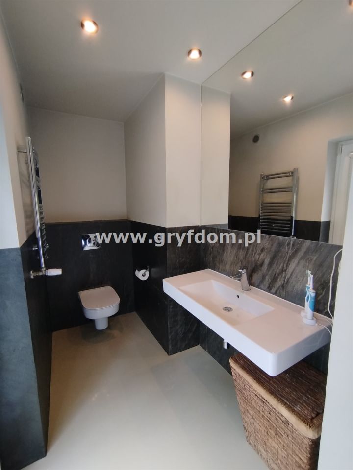 dom wolnostojący, 8 pokoi Pogorzelica. Zdjęcie 16