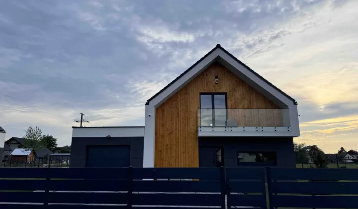 dom wolnostojący, 5 pokoi Ustroń Nierodzim, ul. Łączna