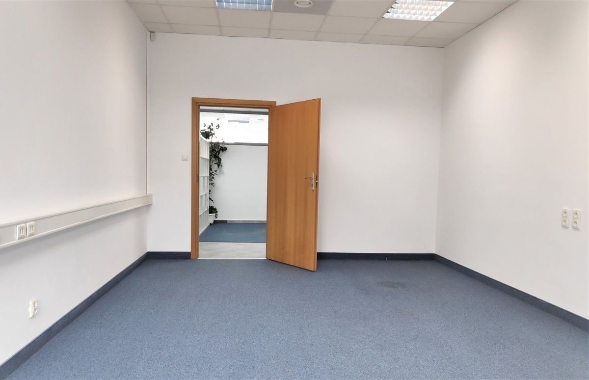 Lokal Wrocław, pl. marsz. Józefa Piłsudskiego. Zdjęcie 11