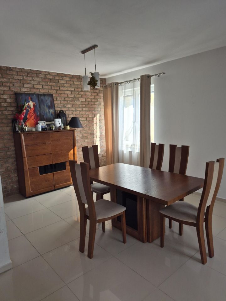 dom wolnostojący, 4 pokoje Kobyłka Piotrówek, ul. Kwiatowa. Zdjęcie 2