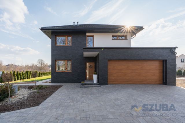 dom wolnostojący, 6 pokoi Brwinów, ul. Helenowska. Zdjęcie 1