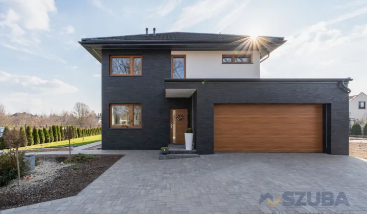 dom wolnostojący, 6 pokoi Brwinów, ul. Helenowska