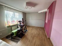 dom wolnostojący, 9 pokoi Gostynin Rataje, Zazamcze. Zdjęcie 4