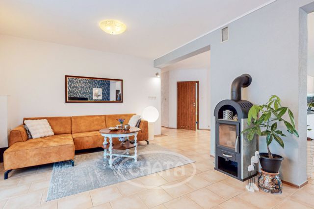 dom wolnostojący, 5 pokoi Oława. Zdjęcie 1