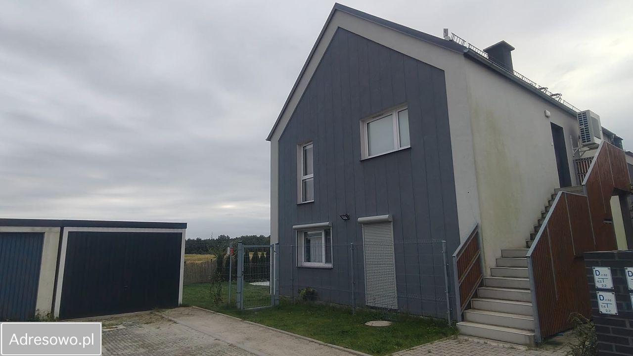 Mieszkanie 5-pokojowe Domaszczyn, ul. św. Judy Tadeusza. Zdjęcie 1