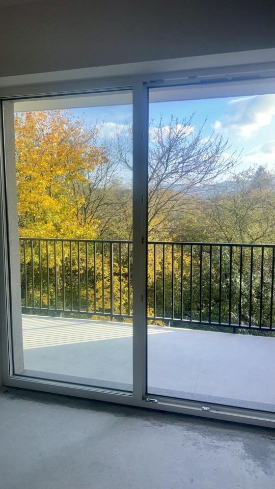 Mieszkanie 3-pokojowe Jelenia Góra, ul. Spółdzielcza. Zdjęcie 2