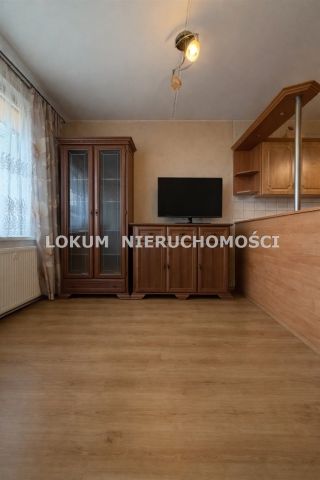 Mieszkanie 3-pokojowe Jastrzębie-Zdrój, ul. Turystyczna. Zdjęcie 2