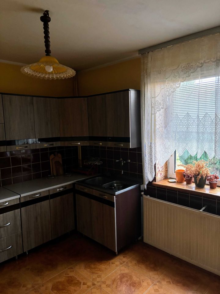 dom wolnostojący, 5 pokoi Gosprzydowa. Zdjęcie 2