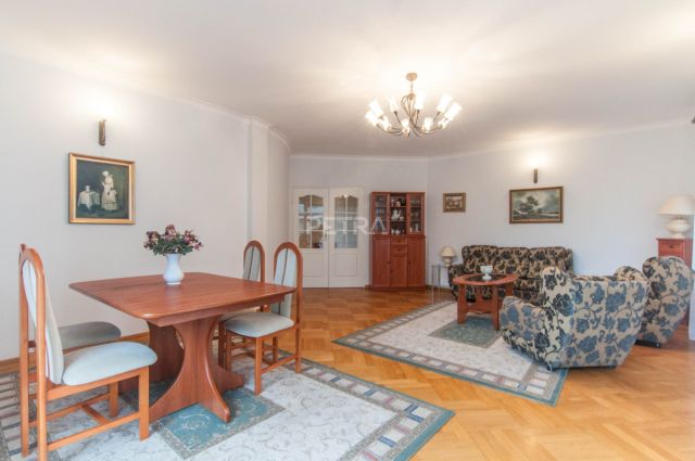 Mieszkanie 4-pokojowe Warszawa Ochota, ul. Pandy. Zdjęcie 3
