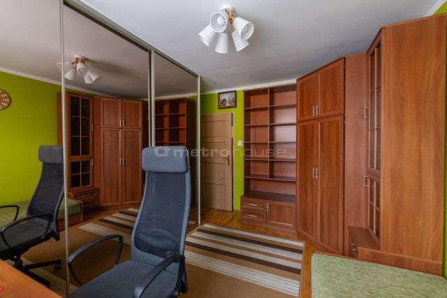 Mieszkanie 3-pokojowe Serock. Zdjęcie 5