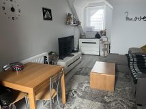 Mieszkanie 2-pokojowe Chobot. Zdjęcie 2