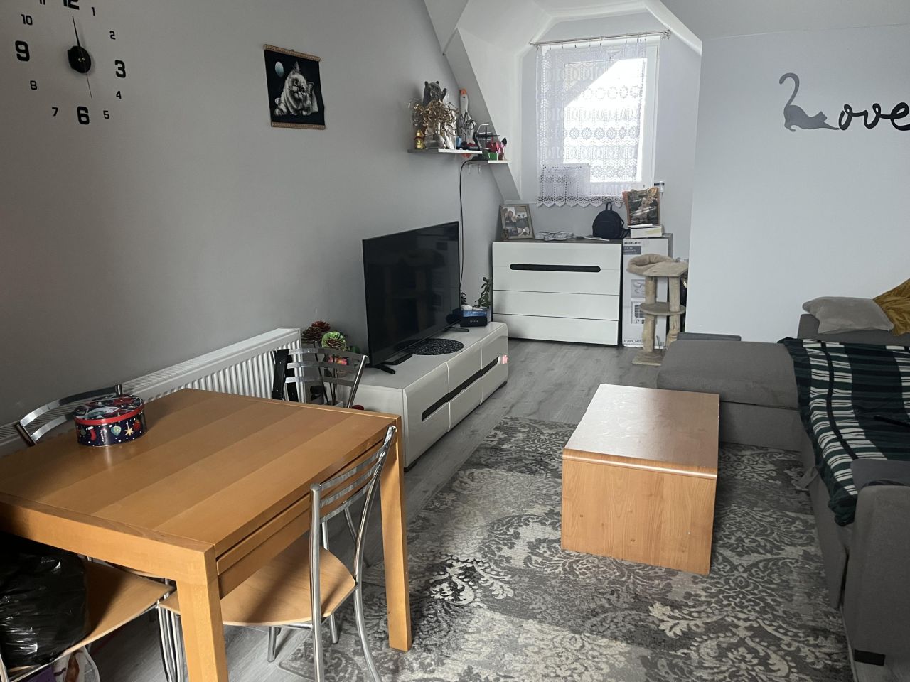 Mieszkanie 2-pokojowe Chobot, Chobot. Zdjęcie 3