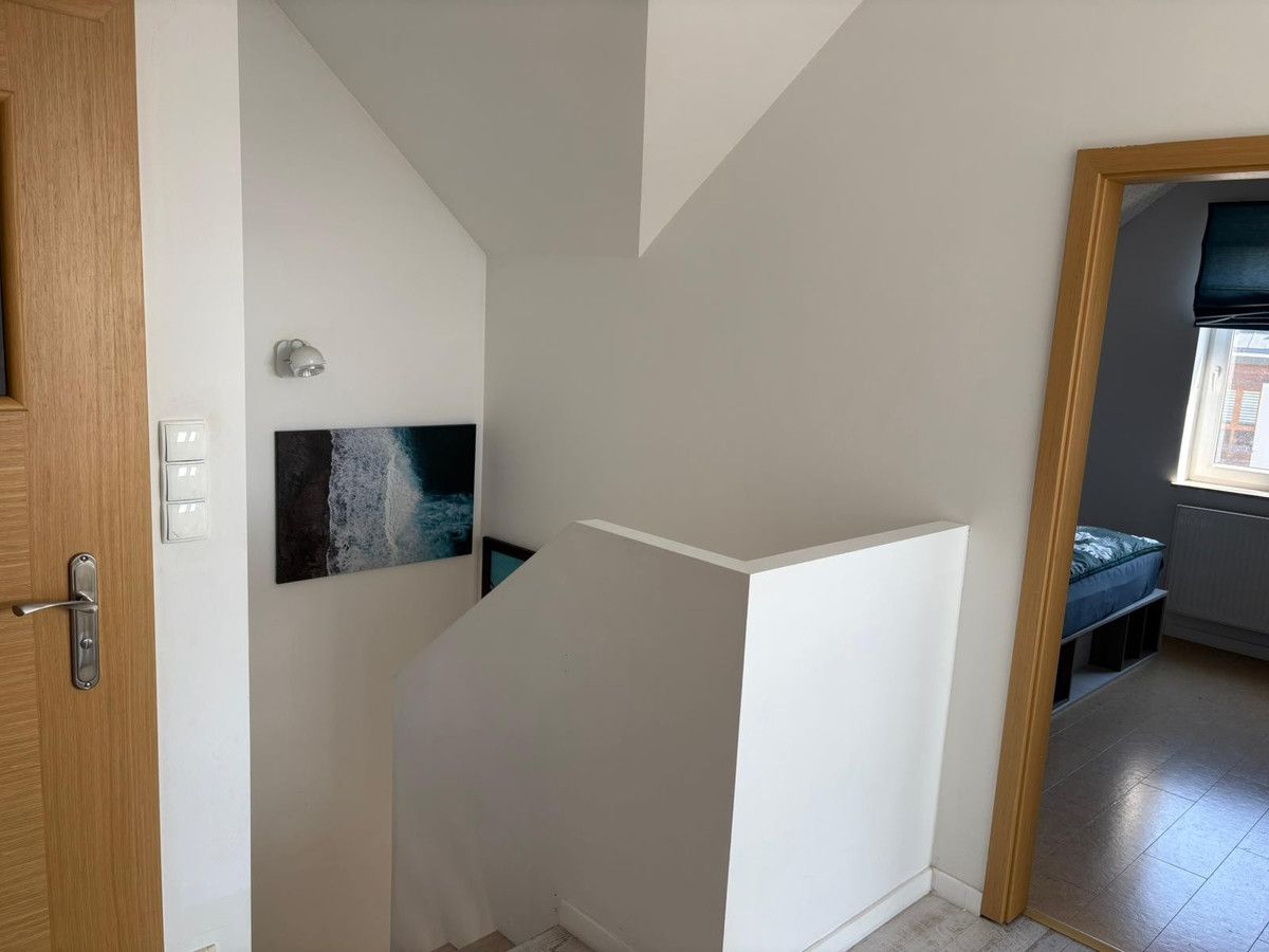 Mieszkanie 4-pokojowe Kielanówka. Zdjęcie 15