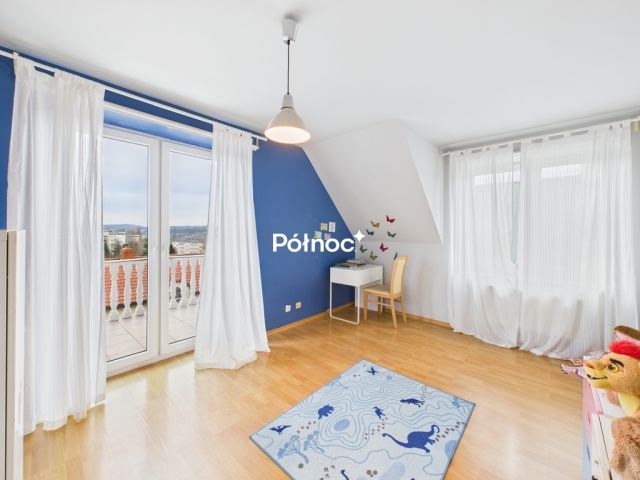 dom wolnostojący, 6 pokoi Bochnia, ul. gen. Mariana Turkowskiego. Zdjęcie 15