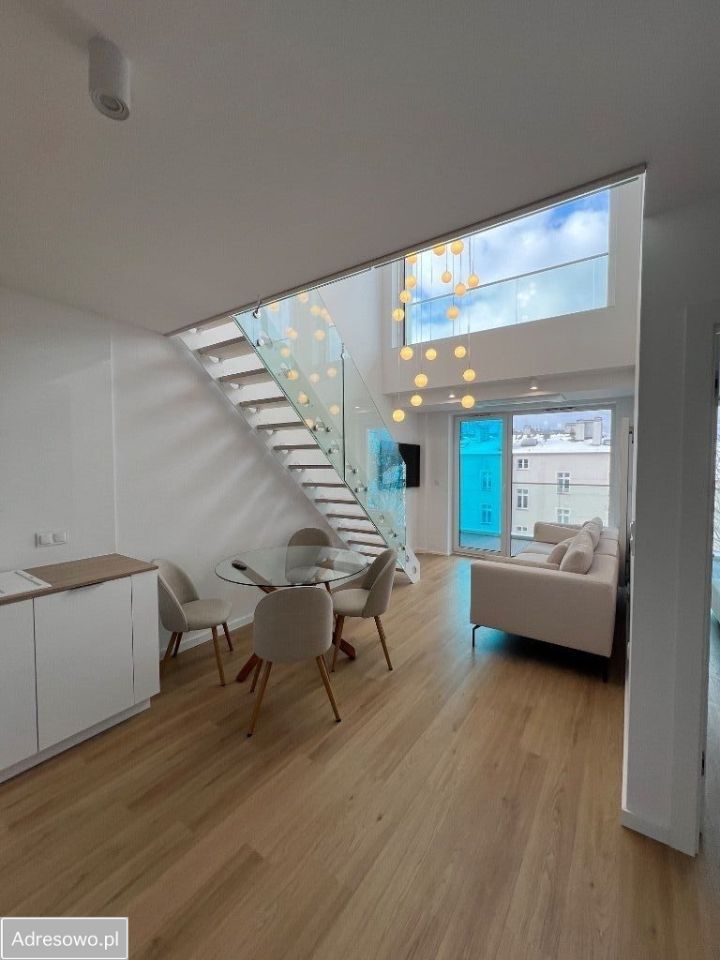 Mieszkanie 3-pokojowe Kołobrzeg, ul. Marii Konopnickiej. Zdjęcie 2