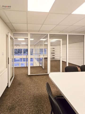 dom wolnostojący, 5 pokoi Chylin. Zdjęcie 11