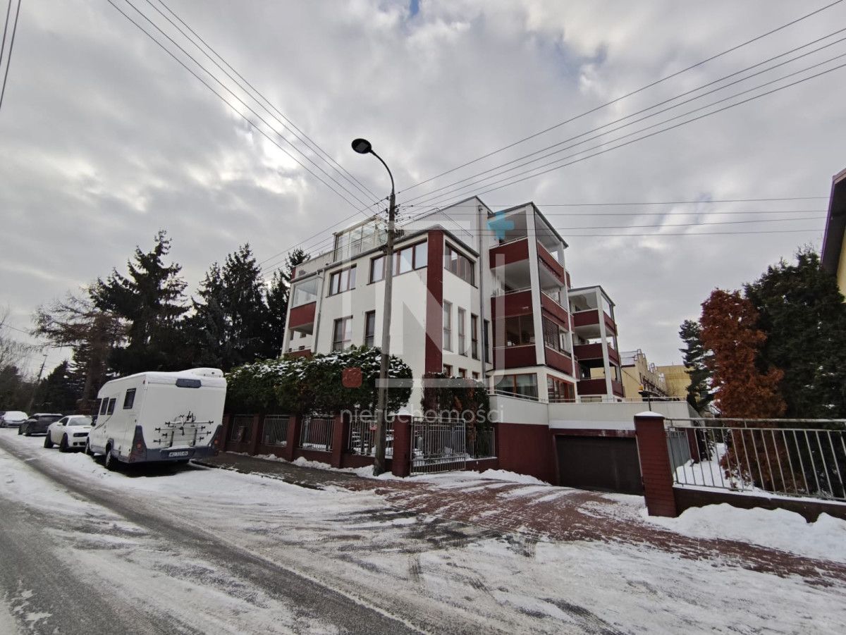 Mieszkanie 4-pokojowe Warszawa Włochy, ul. Pana Tadeusza. Zdjęcie 1