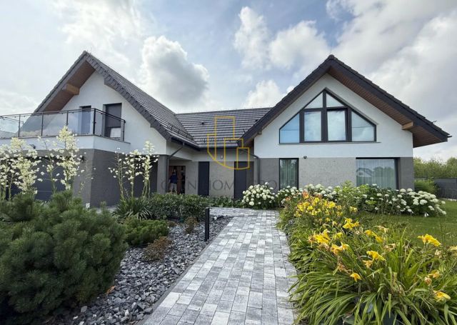 dom wolnostojący, 6 pokoi Wróblowice. Zdjęcie 2