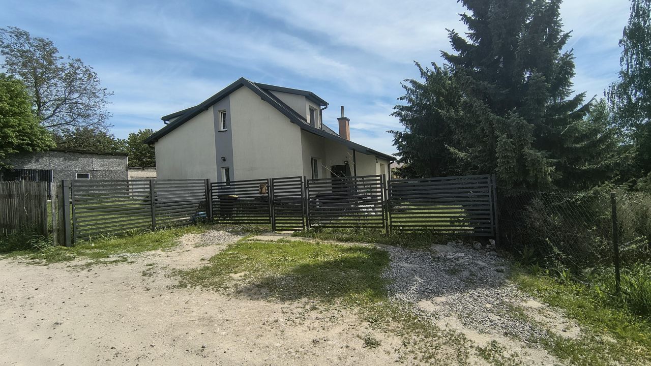 bliźniak, 4 pokoje Dominów, Dominów. Zdjęcie 13