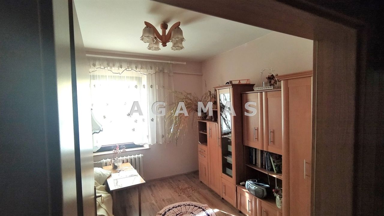 dom wolnostojący, 12 pokoi Kondratowice. Zdjęcie 17