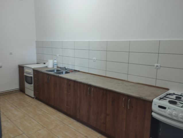 Hala/magazyn Drzewica. Zdjęcie 6