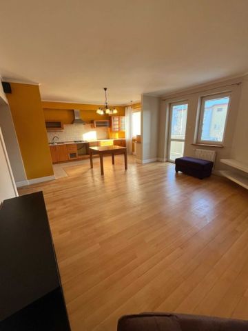 Mieszkanie 4-pokojowe Płock Podolszyce, ul. Melchiora Wańkowicza. Zdjęcie 1