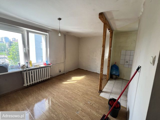 Mieszkanie 1-pokojowe Kielce Czarnów, ul. Jagiellońska. Zdjęcie 1