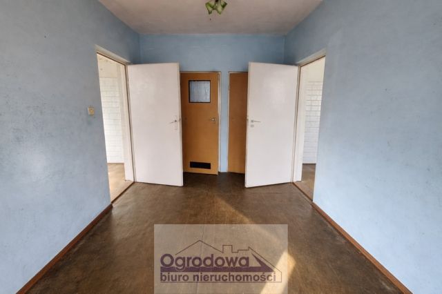 dom wolnostojący, 3 pokoje Kąty. Zdjęcie 3