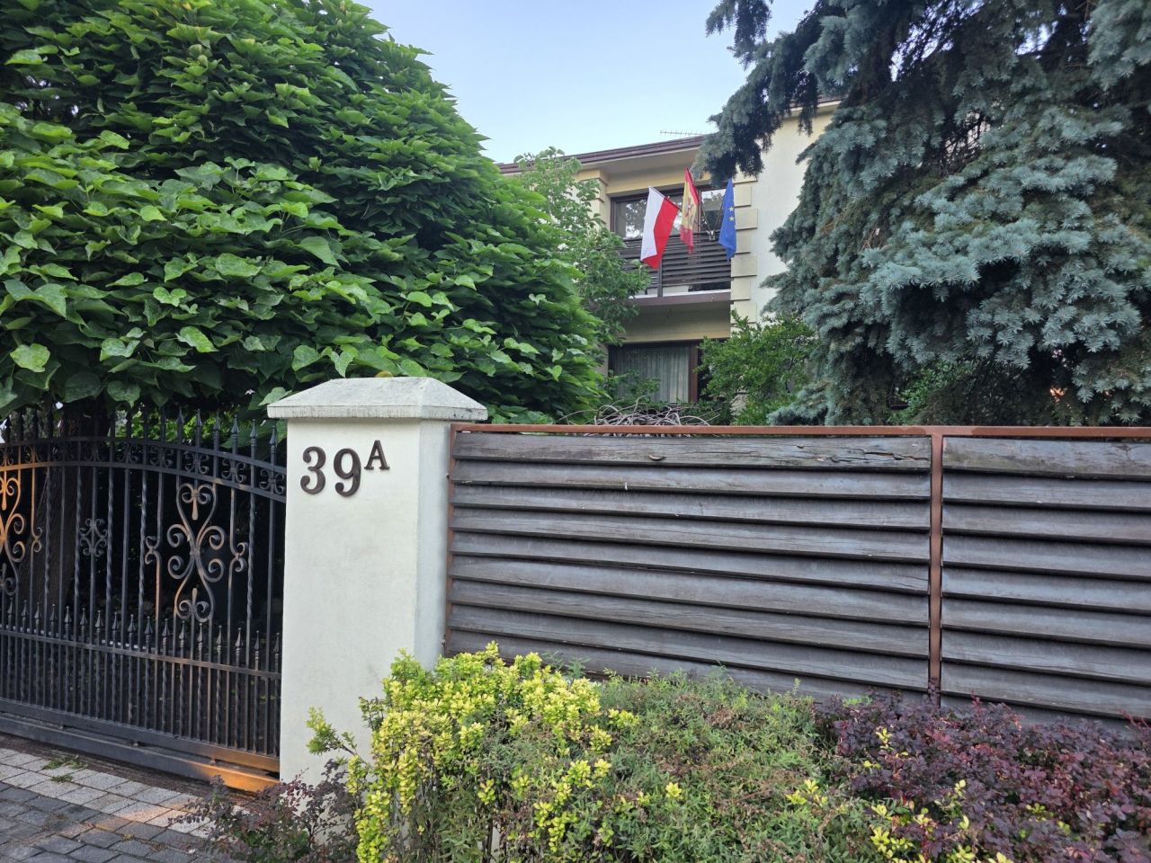 bliźniak, 6 pokoi Tomaszów Mazowiecki. Zdjęcie 3