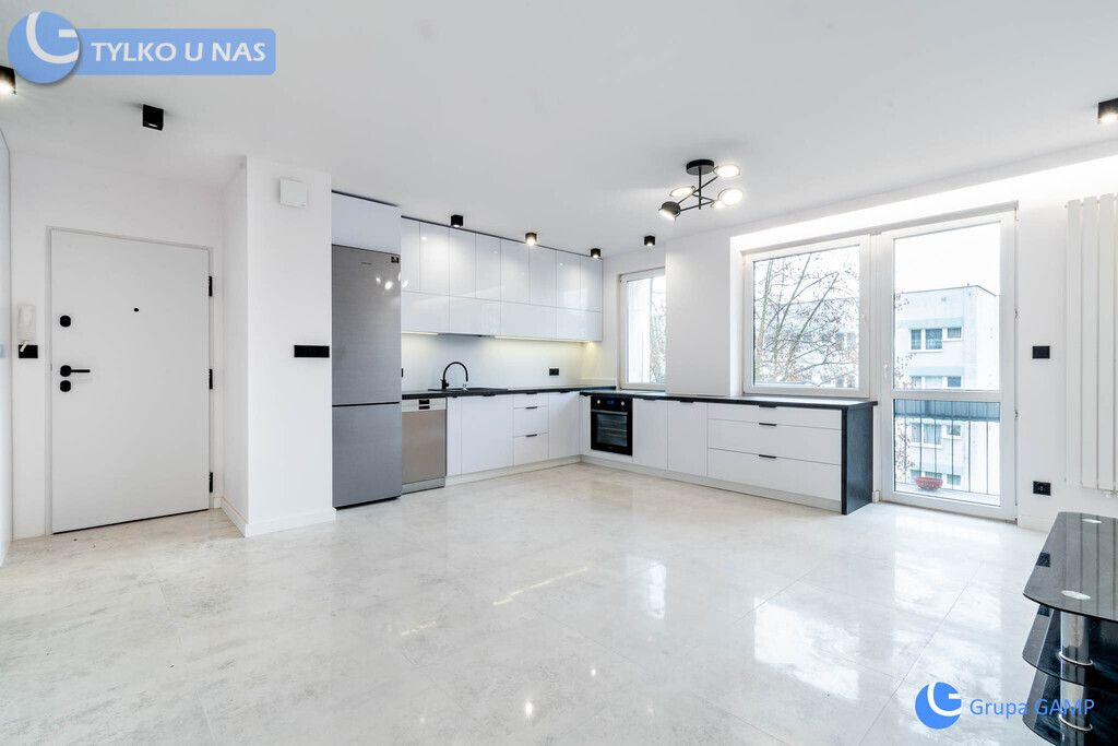 Mieszkanie 4-pokojowe Kraków Mistrzejowice, os. Tysiąclecia. Zdjęcie 1